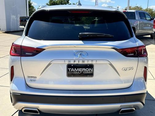 2021 INFINITI QX50 LUXE AWD