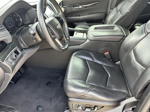 2018 Cadillac Escalade Platinum
