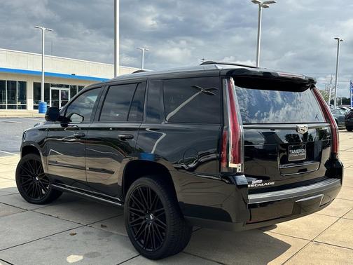 2018 Cadillac Escalade Platinum