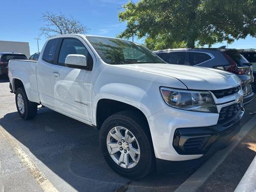 Summit White 2022 Chevrolet Colorado LT