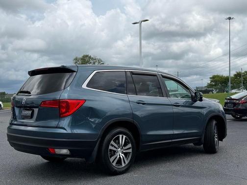 Steel Sapphire Metallic 2017 Honda Pilot EX-L