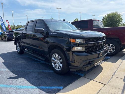 Black 2019 Chevrolet Silverado 1500 Custom