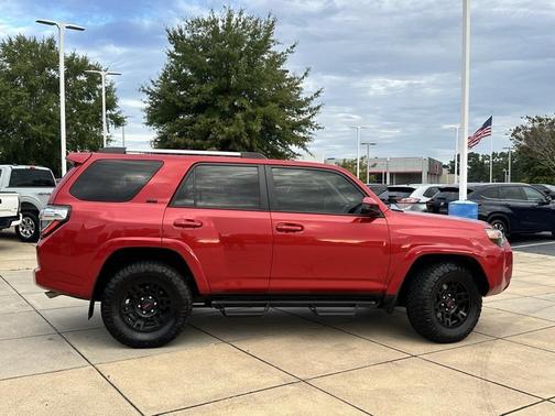 2022 Toyota 4Runner SR5