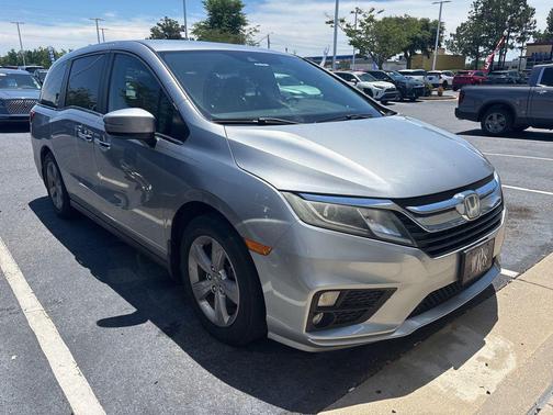 Lunar Silver Metallic 2019 Honda Odyssey EX