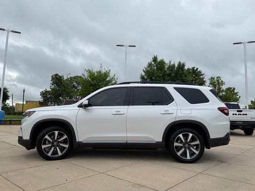 Platinum White Pearl 2025 Honda Pilot Elite