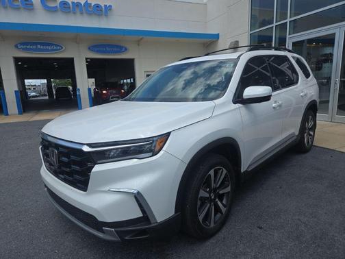 Platinum White Pearl 2025 Honda Pilot Elite