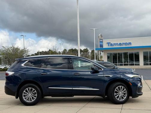 2023 Buick Enclave Essence FWD