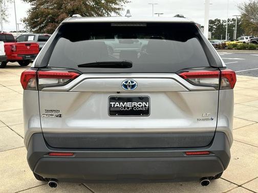 2020 Toyota RAV4 Hybrid LE