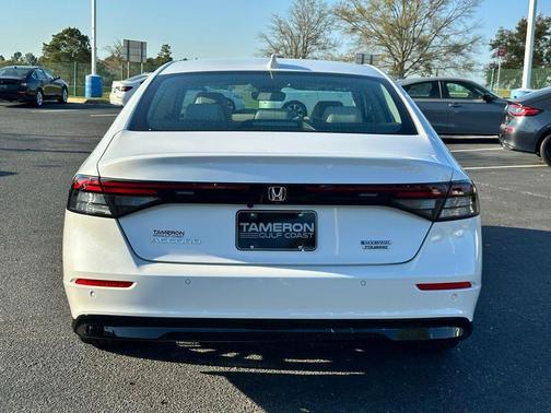 Platinum White Pearl 2026 Honda Accord Hybrid Touring