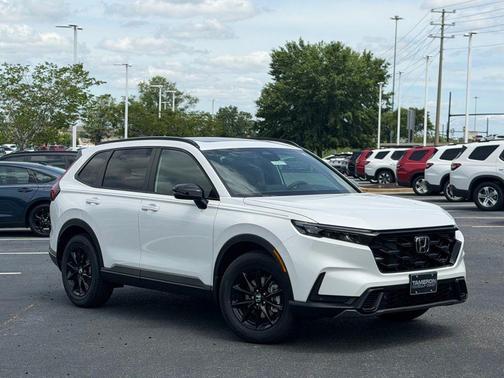 Platinum White Pearl 2026 Honda CR-V Hybrid Sport-L AWD