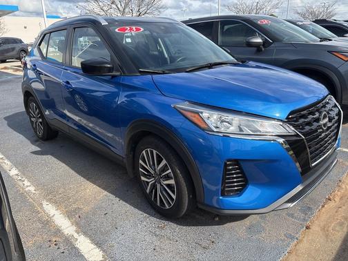 2023 Nissan Kicks SV
