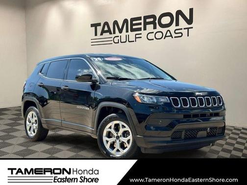 Diamond Black Crystal Pearlcoat 2025 Jeep Compass Sport