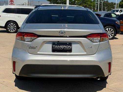 Classic Silver Metallic 2025 Toyota Corolla LE