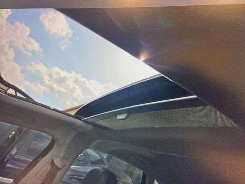 Deep Black Pearl 2025 Volkswagen Jetta 1.5T SE