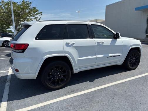 2021 Jeep Grand Cherokee Laredo