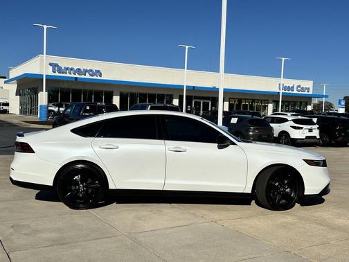 2025 Honda Accord Hybrid Base