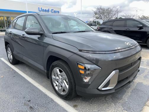 2024 Hyundai KONA SE