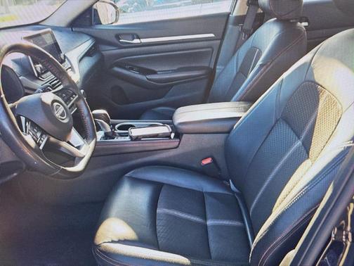 2024 Nissan Altima SR FWD