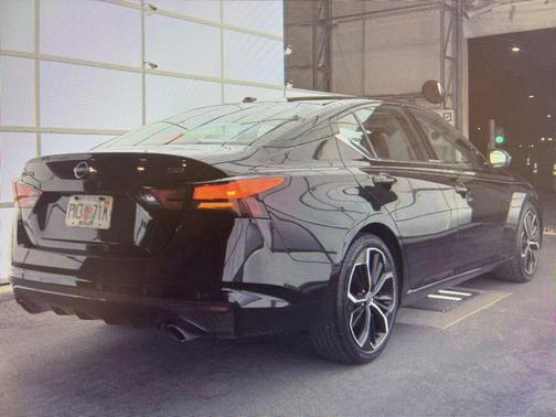 2024 Nissan Altima SR FWD