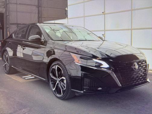 2024 Nissan Altima SR FWD