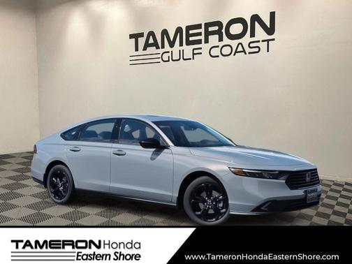 Urban Gray Pearl 2025 Honda Accord SE