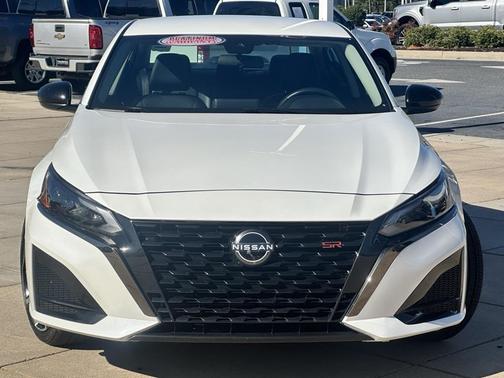 2024 Nissan Altima SR FWD
