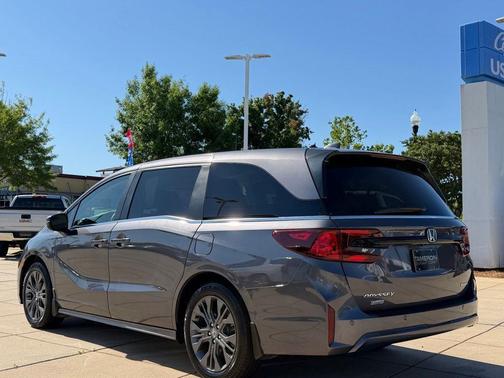 Modern Steel Metallic 2025 Honda Odyssey Touring