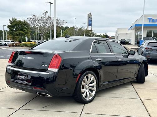 2019 Chrysler 300 Limited