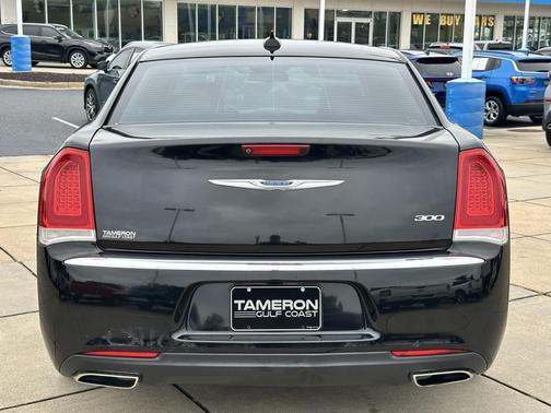 2019 Chrysler 300 Limited