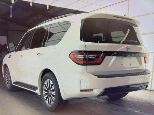 2024 Nissan Armada SL 2WD