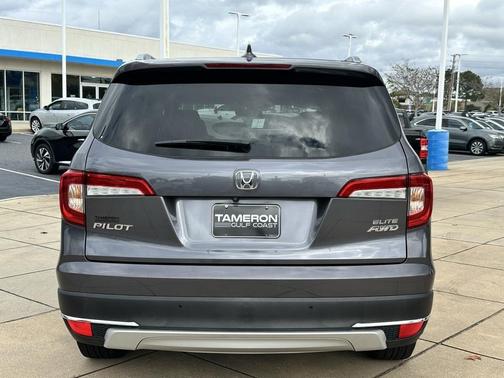 2021 Honda Pilot AWD Elite