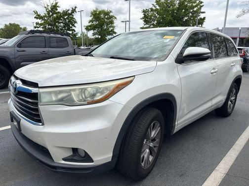 Blizzard Pearl 2015 Toyota Highlander LE Plus