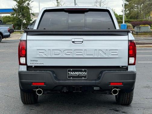 Solar Silver Metallic 2026 Honda Ridgeline RTL