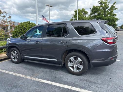 Modern Steel Metallic 2025 Honda Pilot EX-L