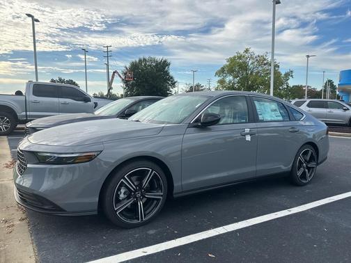 2025 Honda Accord Hybrid Base