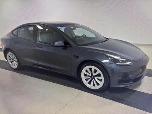 2023 Tesla Model 3 Standard Range