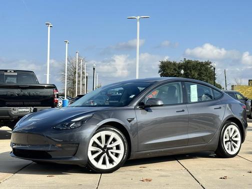 2023 Tesla Model 3 Standard Range