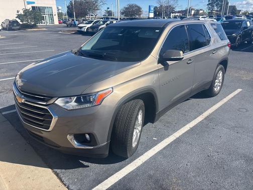 2018 Chevrolet Traverse LT Cloth