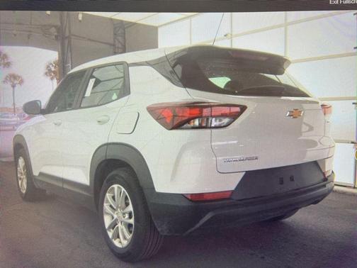 Summit White 2024 Chevrolet Trailblazer LS