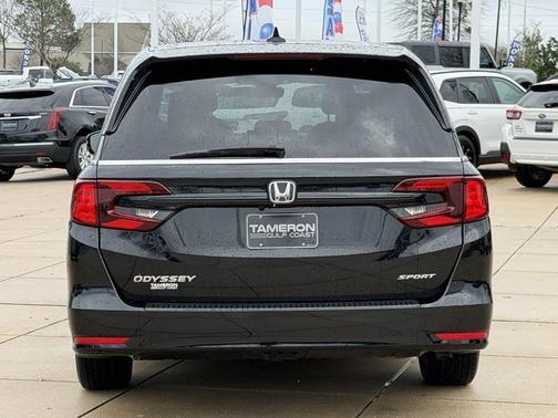 2023 Honda Odyssey Sport