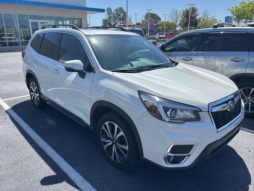 Crystal White Pearl 2020 Subaru Forester Limited