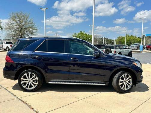 2019 Mercedes-Benz GLE 400 Base 4MATIC