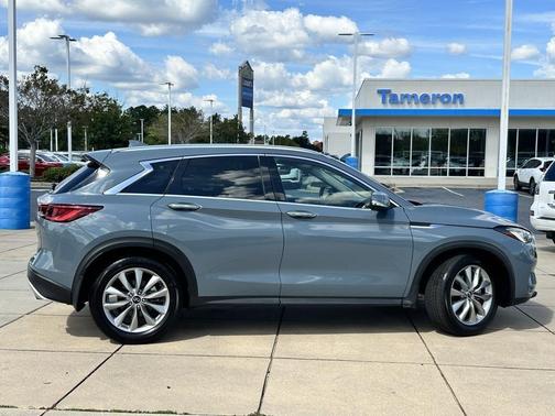 2022 INFINITI QX50 LUXE