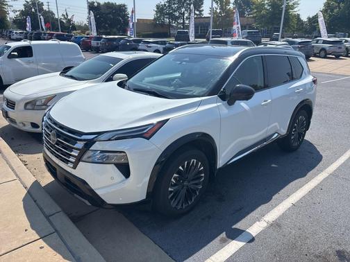 2024 Nissan Rogue Platinum