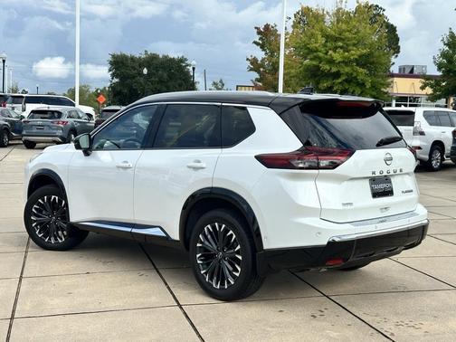 2024 Nissan Rogue Platinum