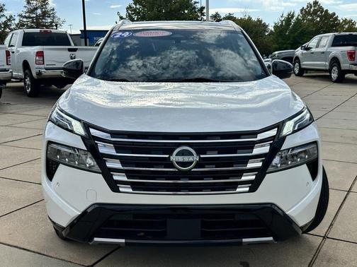 2024 Nissan Rogue Platinum