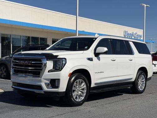 2022 GMC Yukon XL SLT