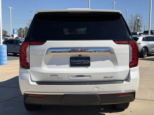 2022 GMC Yukon XL SLT