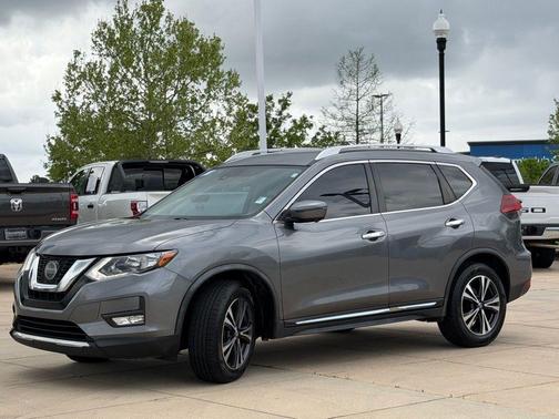 Gun Metallic 2018 Nissan Rogue SL