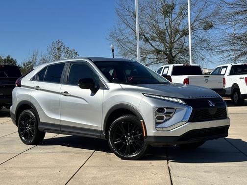 2023 Mitsubishi Eclipse Cross LE